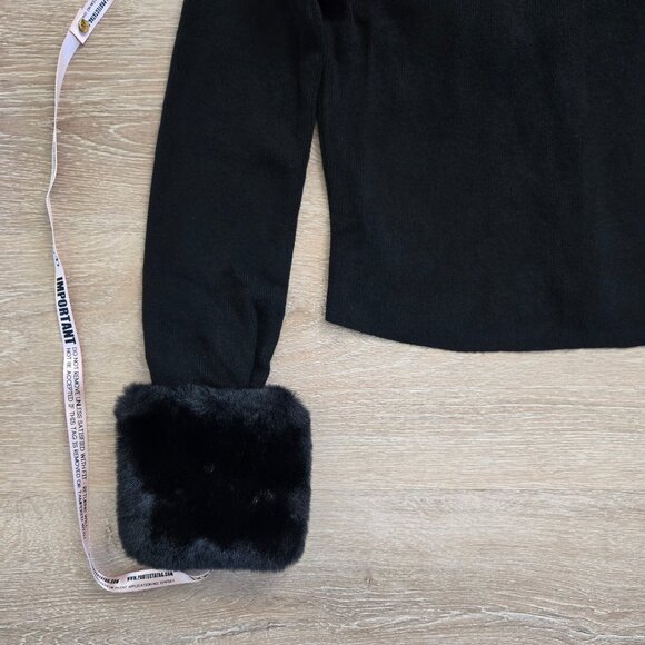 House of CB Blanche Black Faux Fur Trim Cropped Cardigan Medium New With Tags - Picture 12 of 17